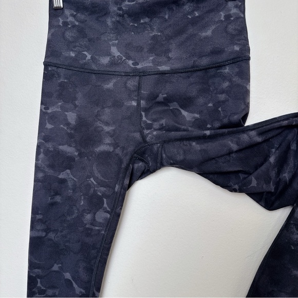 Lululemon Womens 6 Patterned Wunder Under Pant - Picture 7 of 12